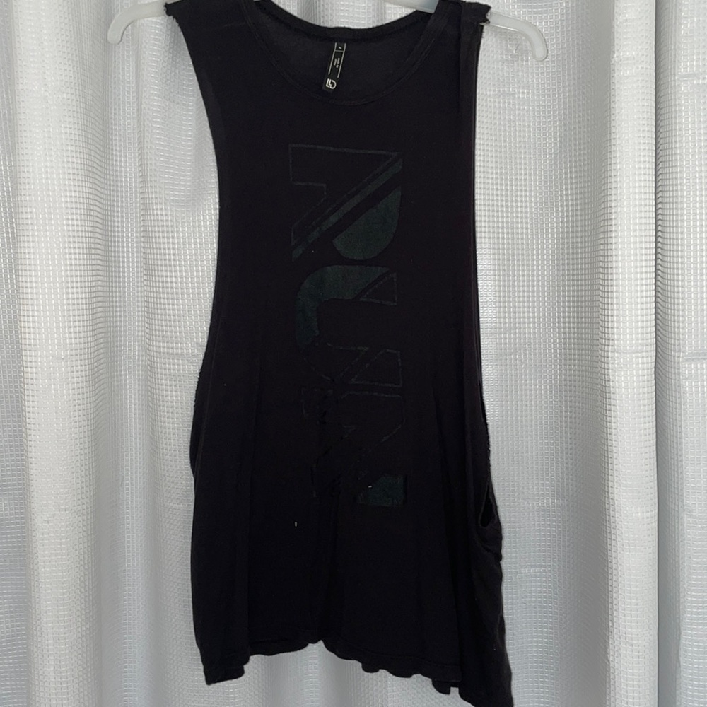 Black running tank top